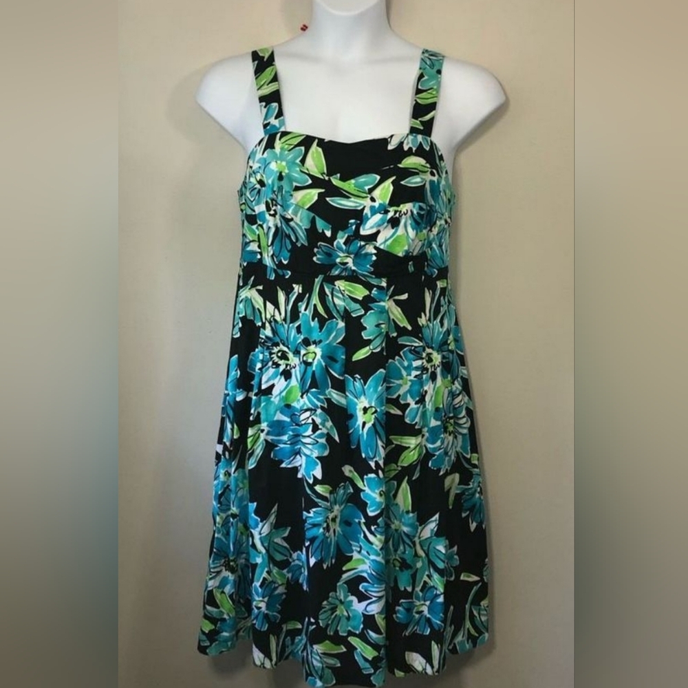 MADISON LEIGH Woman Bold Print Fit & Flare Dress